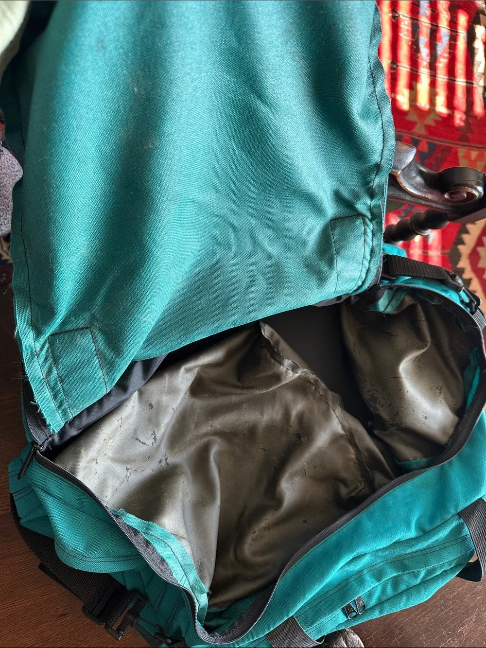 Jansport ‘World Traveler’ large Teal Weekend Duffel Bag Gym beach travel unisex